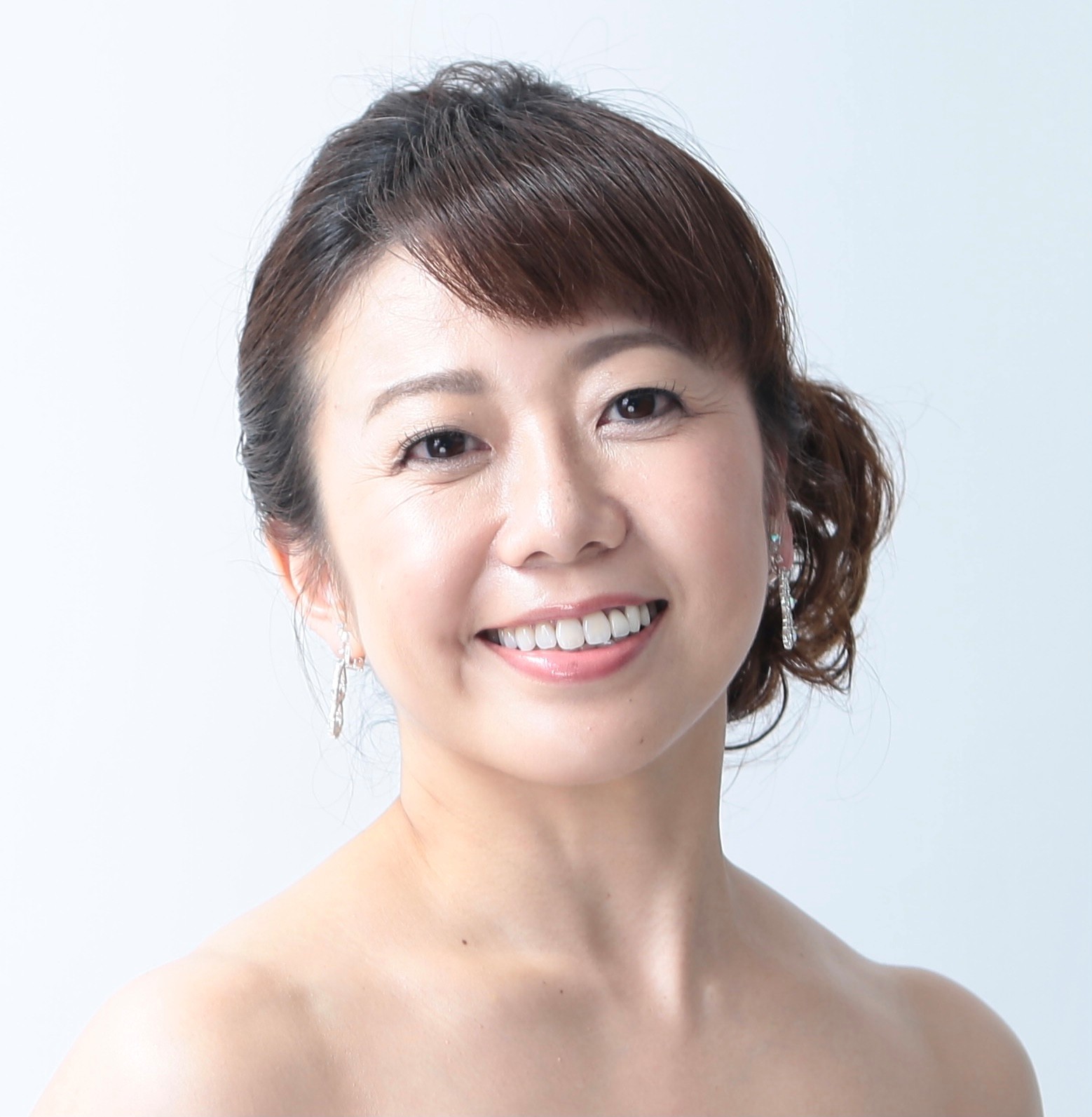 井上 智恵 講師